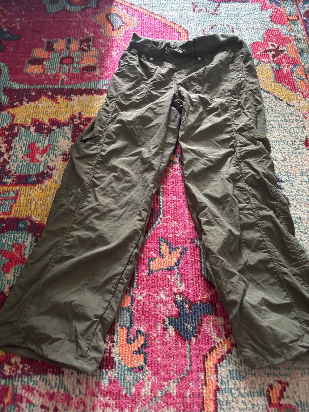 No boundaries olive Green Cargo Pants size S